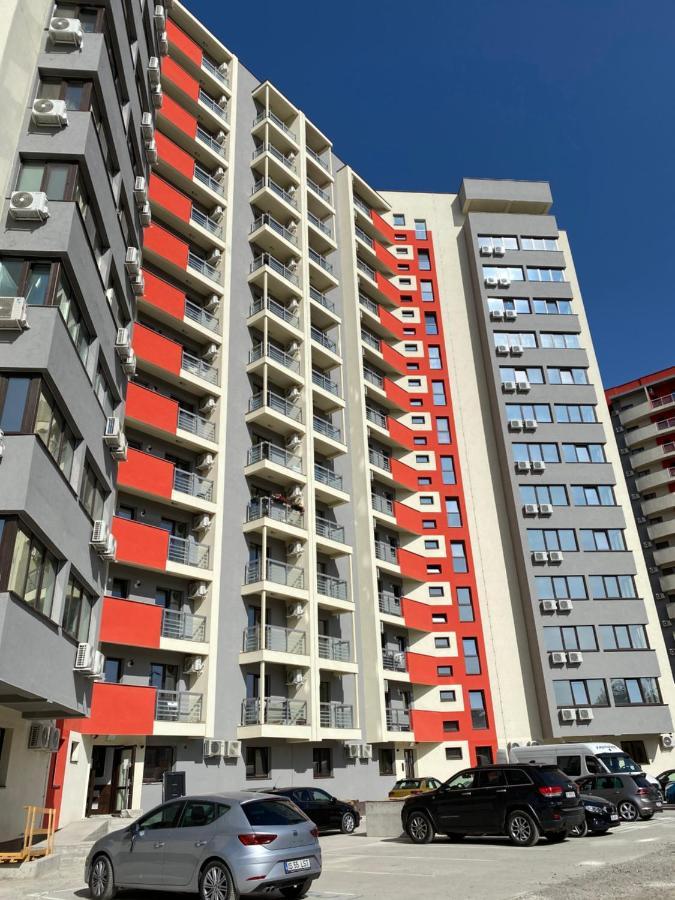 Renting Solutions Iulius Mall Iasi Exteriör bild